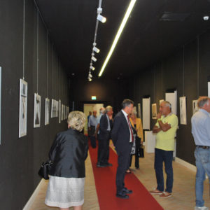 Galleria Immagini Ombre verso la Luce